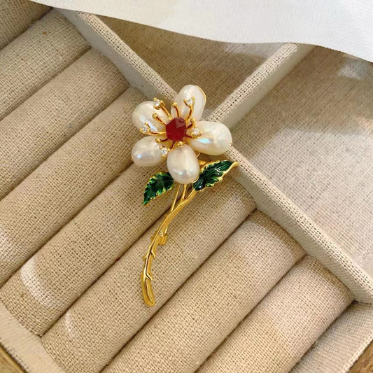 Elegant Chrysanthemum flower Brooch